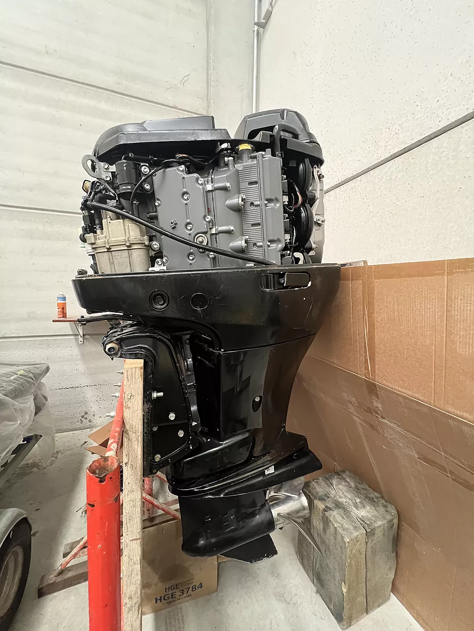 SUZUKI DF200 OUTBOARD MOTOR